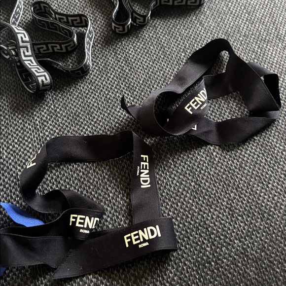 CHANEL White Satin Logo Ribbon - Picture 11 of 12